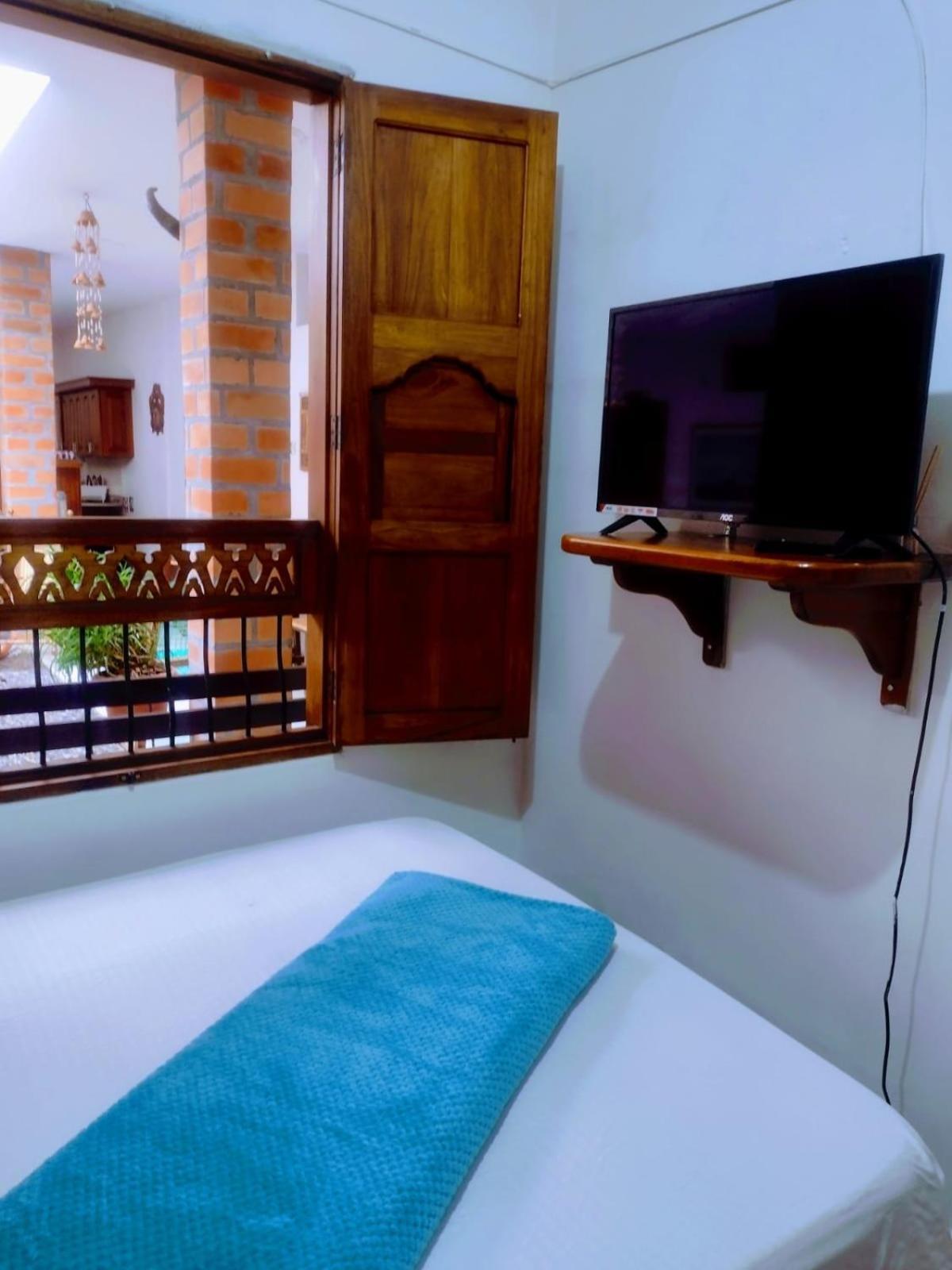 Hotel Barajas Jardín Dış mekan fotoğraf